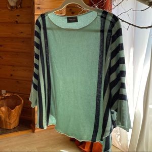 Wooden ships mint green and dark blue short sleeve sweater. Size S/M.